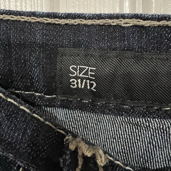 Ladies Jeans - Picture 4 of 6